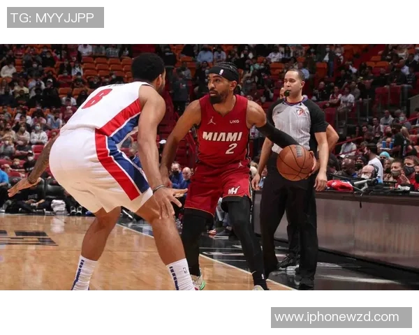 湖人队在对阵活塞的比赛中以115分的精彩表现展现球队实力与默契配合